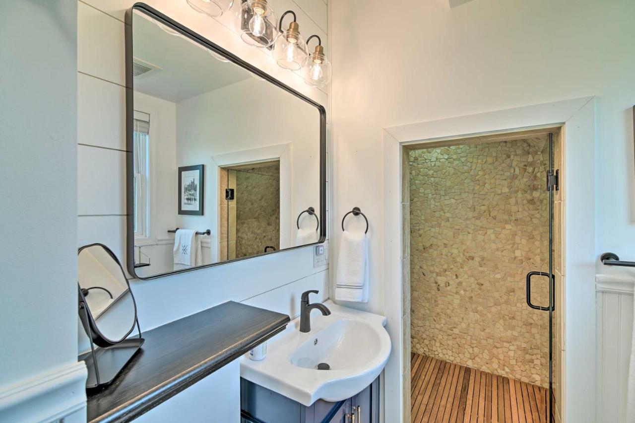 Stylish Studio With Fireplace About 3 Mi From Dtwn! Saratoga Springs Extérieur photo