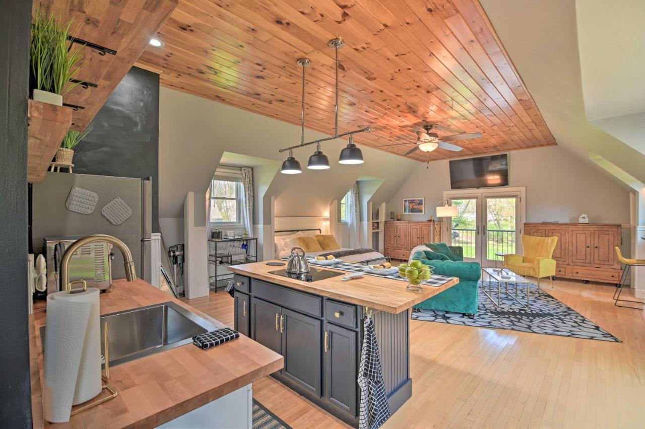 Stylish Studio With Fireplace About 3 Mi From Dtwn! Saratoga Springs Extérieur photo